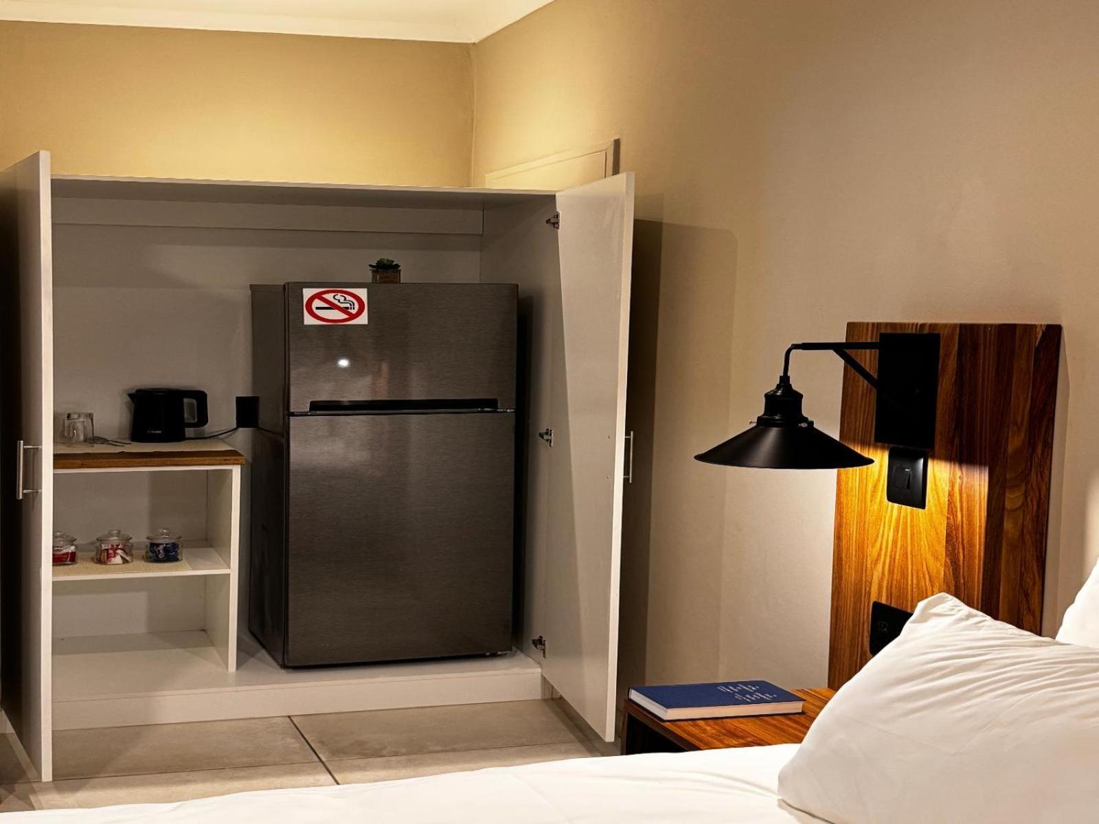 Flying Ostrich Guesthouse & Self-Catering Accommodation 马林塔尔 客房 照片